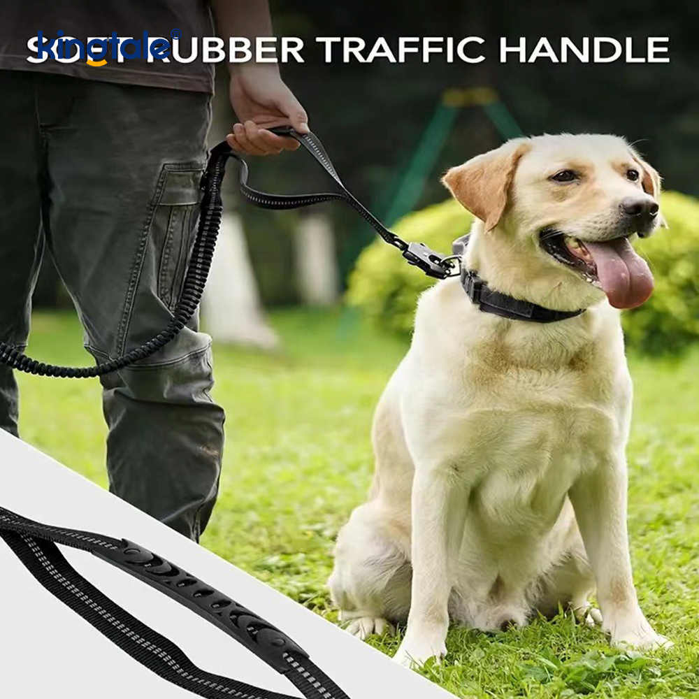 4 in 1 頑丈な犬用リード、カーシートベルトとソフトパッド入りハンドル付き